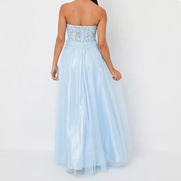 by & by Strapless Lace and Tulle Special Occasion Dress - Picture 2 of 7